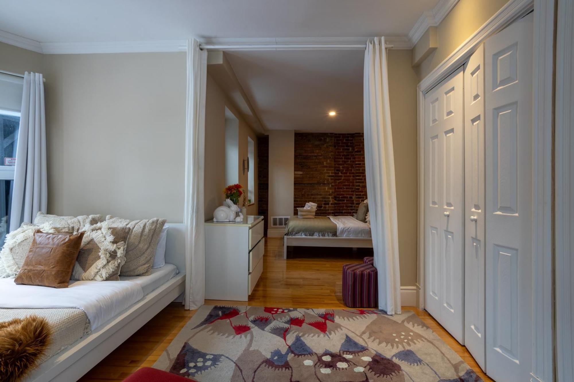 Downtown Retreat With Modern Comfort Zf6 Holiday home Montreal