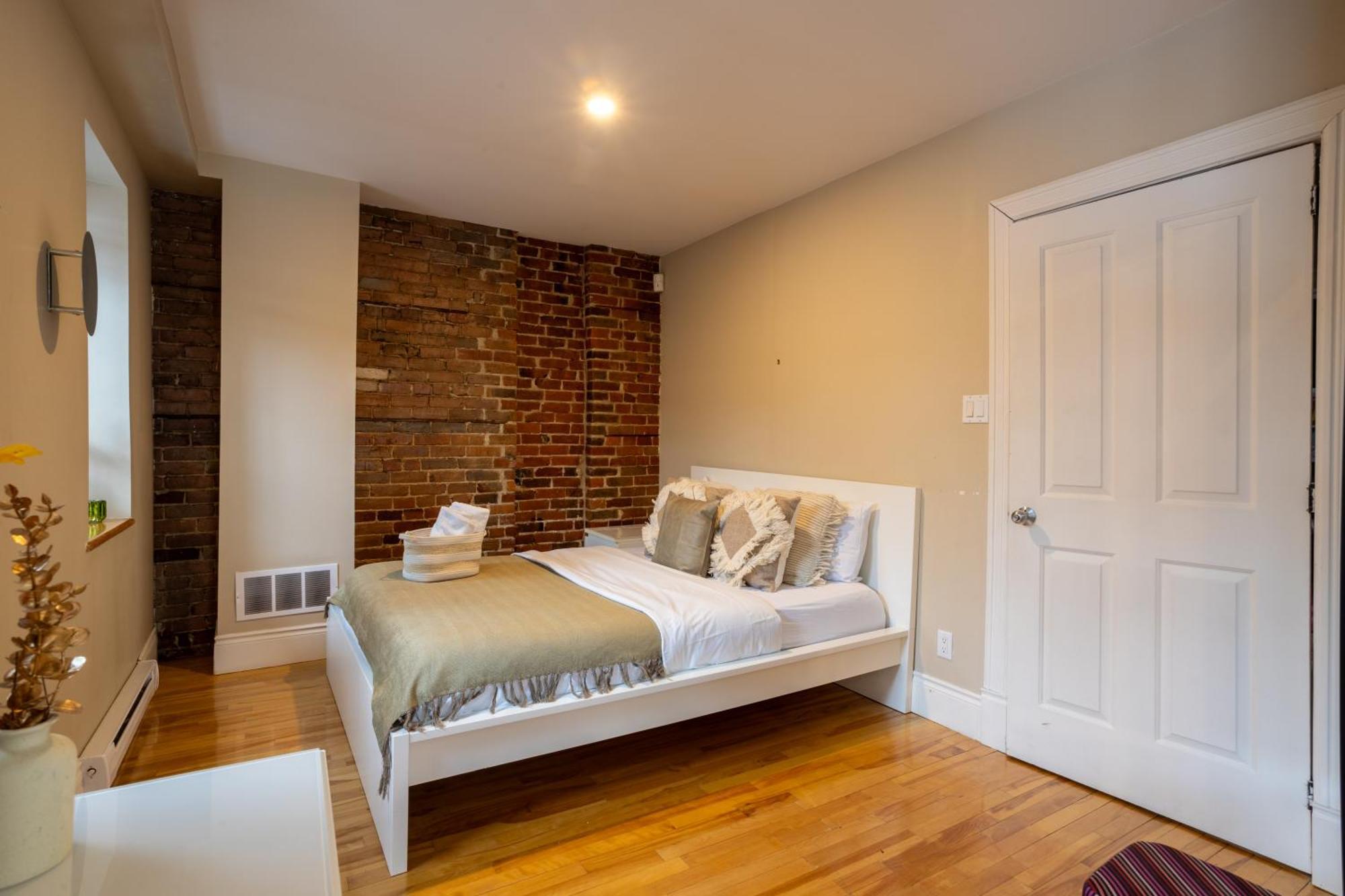 Downtown Retreat With Modern Comfort Zf6 Holiday home