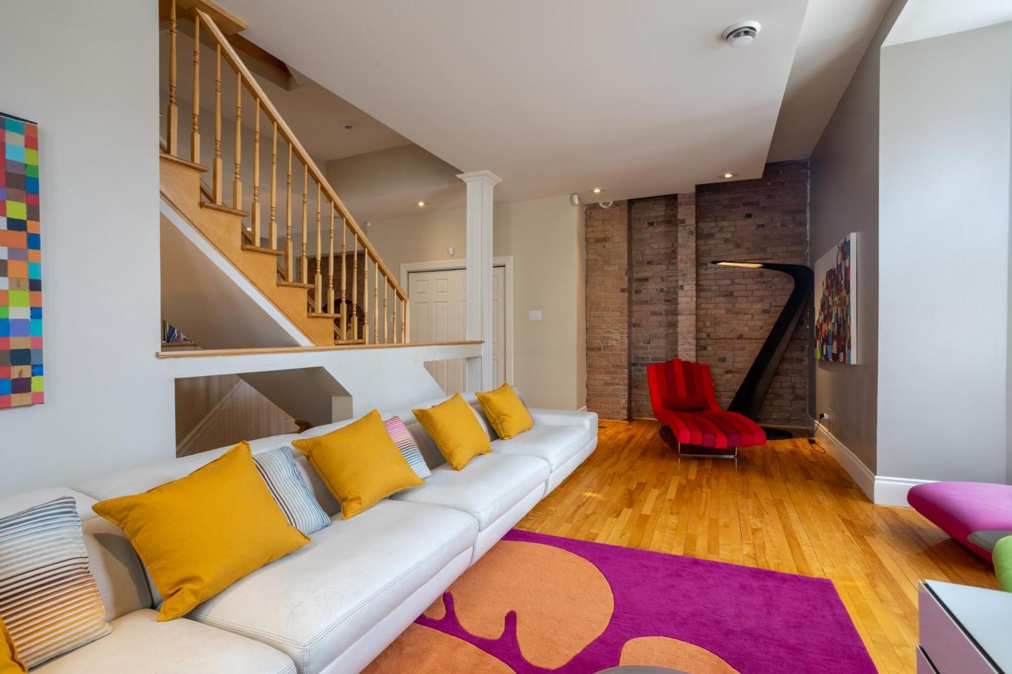 Holiday home Downtown Retreat With Modern Comfort Zf6 Montreal
