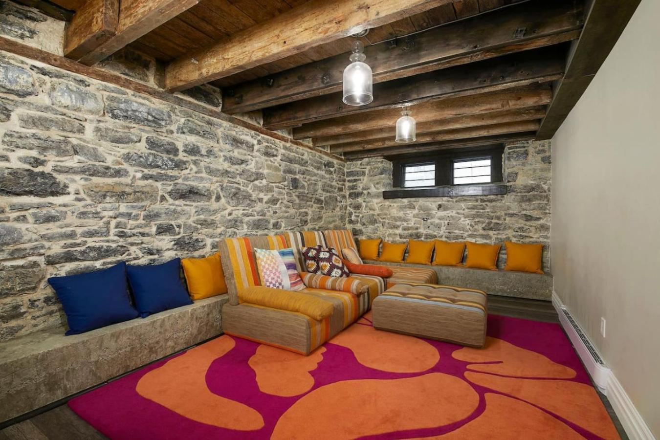 Downtown Retreat With Modern Comfort Zf6 * Montreal