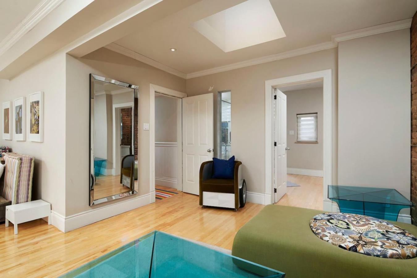 Downtown Retreat With Modern Comfort Zf6 Holiday home Montreal