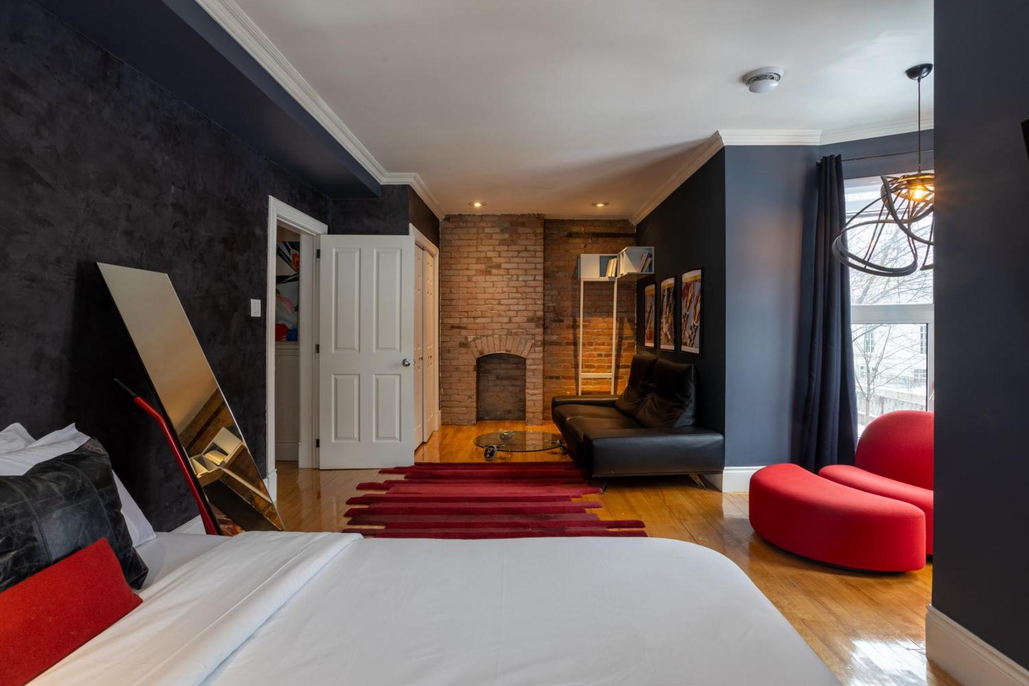 Downtown Retreat With Modern Comfort Zf6 * Montreal