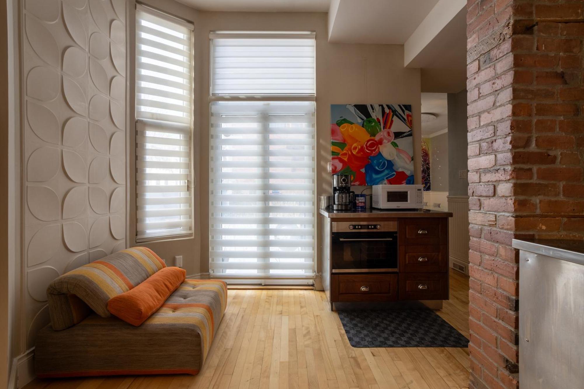 Downtown Retreat With Modern Comfort Zf6 * Montreal